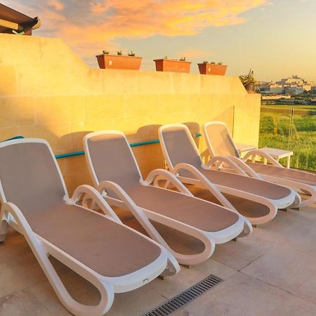 Inni Holiday Home With Infinity Pool Għarb Extérieur photo