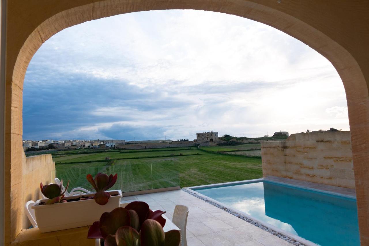 Inni Holiday Home With Infinity Pool Għarb Extérieur photo