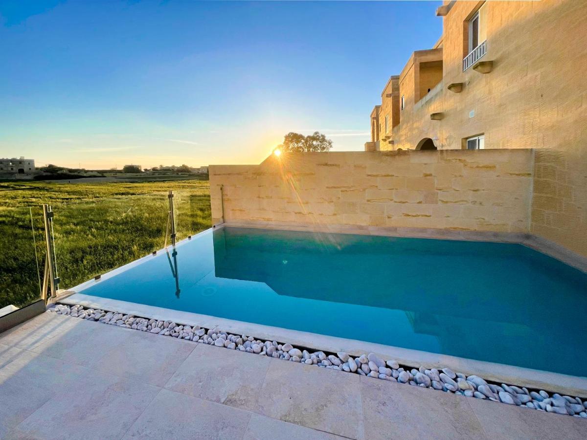 Inni Holiday Home With Infinity Pool Għarb Extérieur photo