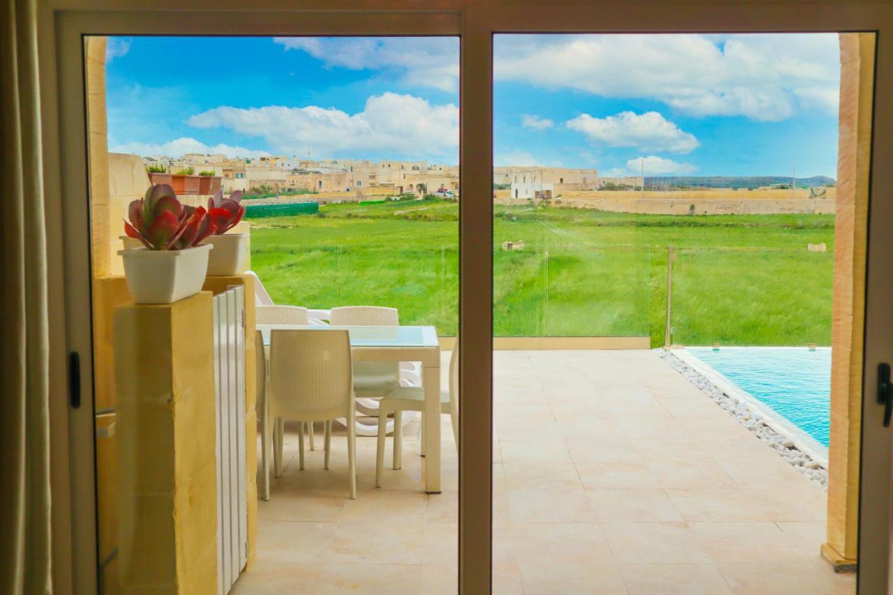 Inni Holiday Home With Infinity Pool Għarb Extérieur photo