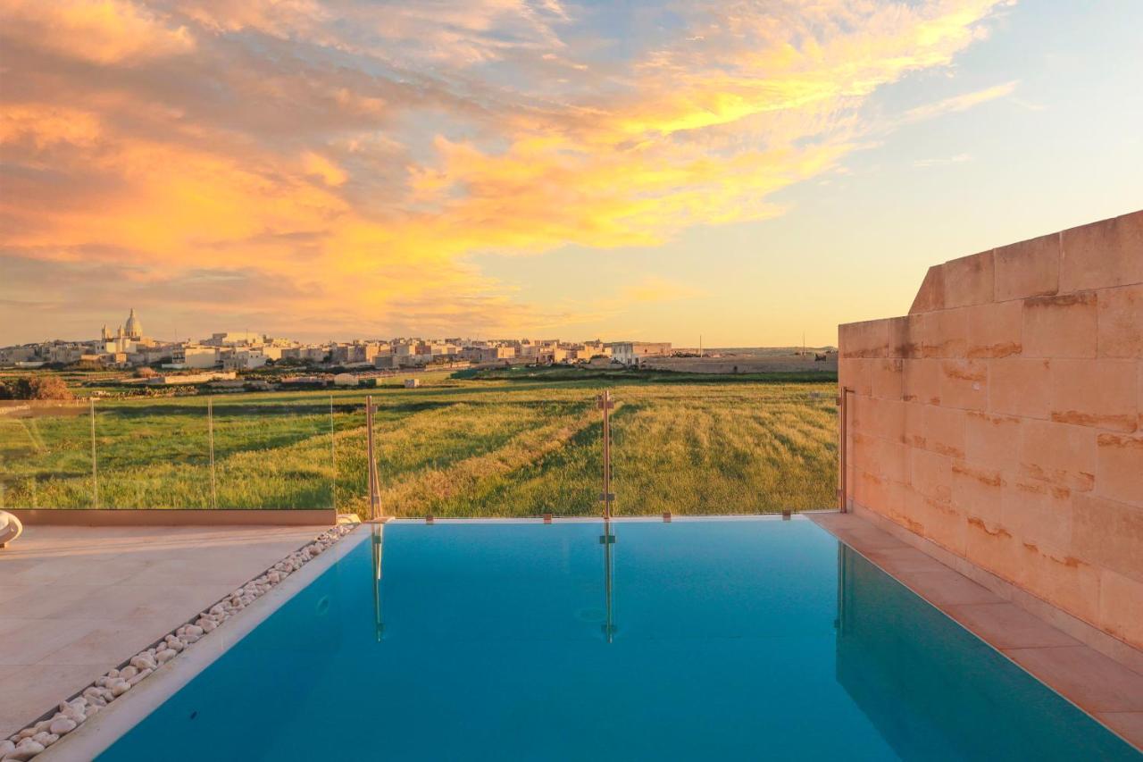 Inni Holiday Home With Infinity Pool Għarb Extérieur photo